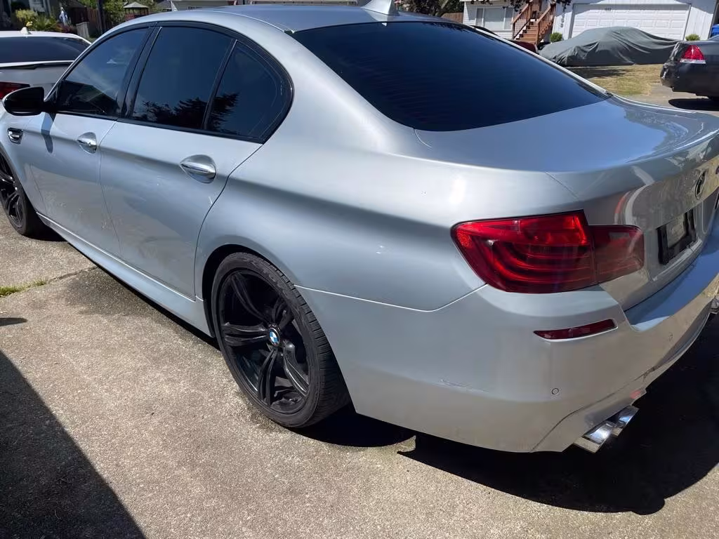 2014 BMW M5 - WBSFV9C53ED592977 - Image #17